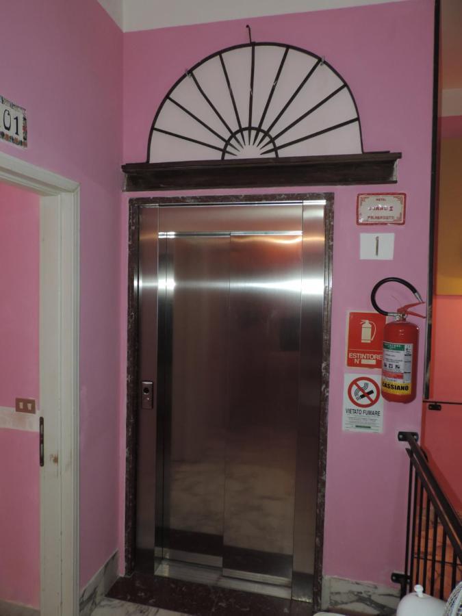 Hotel Biagiotti Lido di Camaiore Exteriör bild