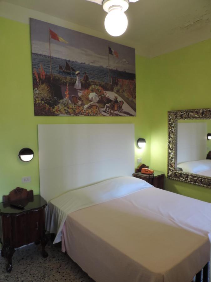 Hotel Biagiotti Lido di Camaiore Exteriör bild