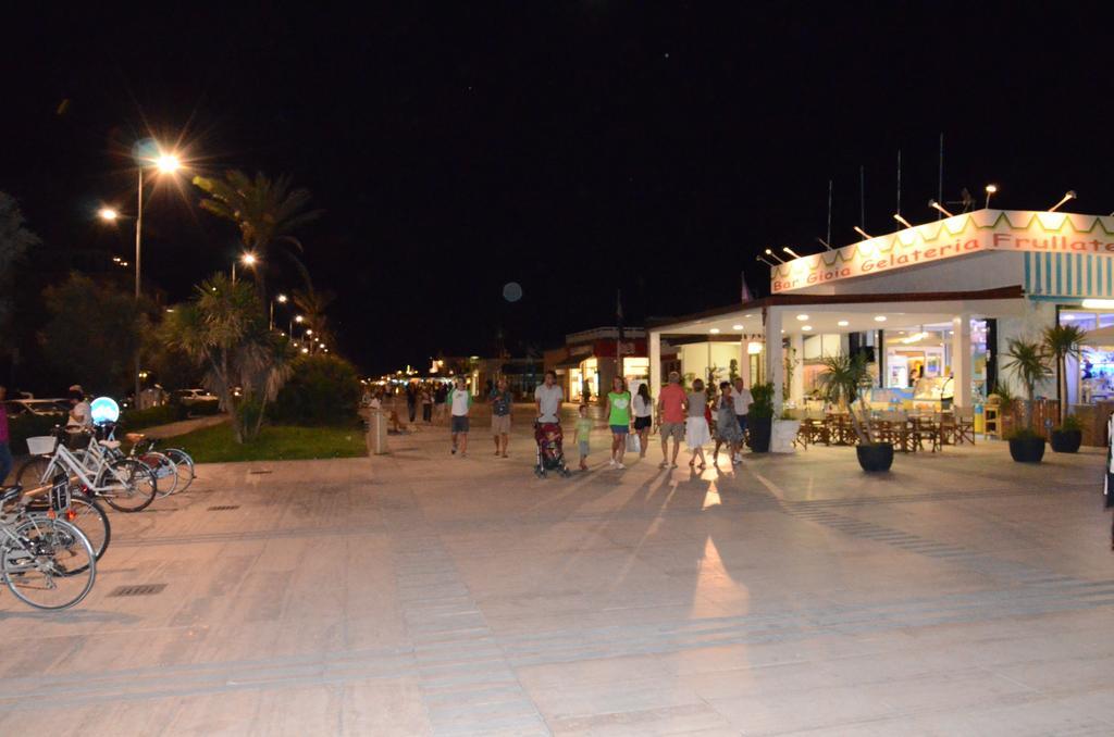 Hotel Biagiotti Lido di Camaiore Exteriör bild