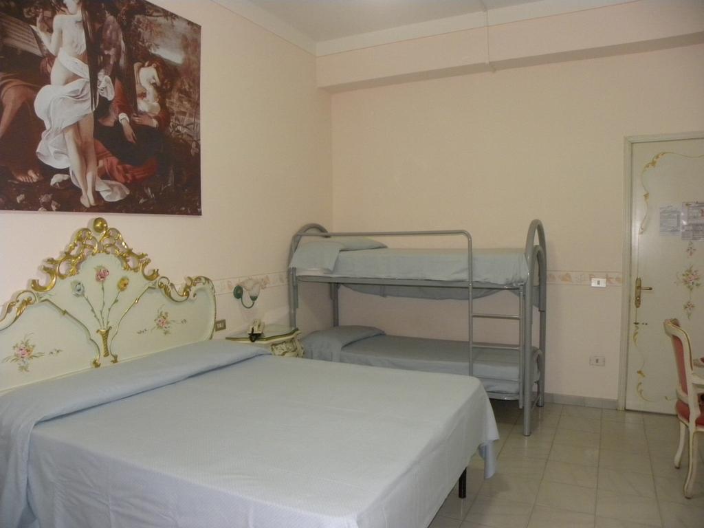 Hotel Biagiotti Lido di Camaiore Rum bild